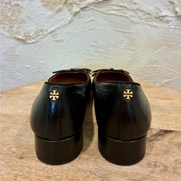 Tory Burch Black Leather Flats with Bow 7.5 - Picture 4 of 9